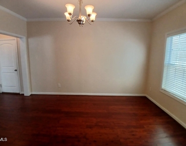 117 Station Drive - Photo Thumbnail 11