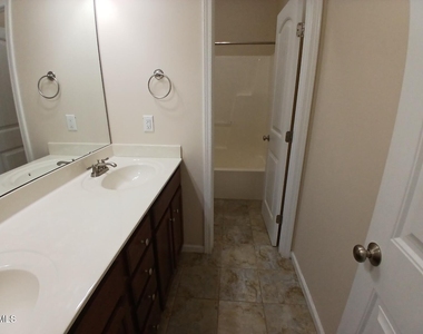 117 Station Drive - Photo Thumbnail 32