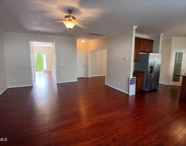 117 Station Drive - Photo Thumbnail 5