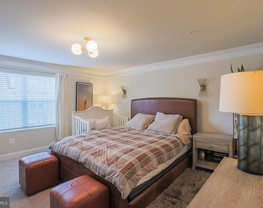 7104 Druce Way - Photo Thumbnail 16