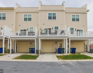 7104 Druce Way - Photo Thumbnail 30