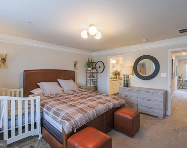 7104 Druce Way - Photo Thumbnail 17