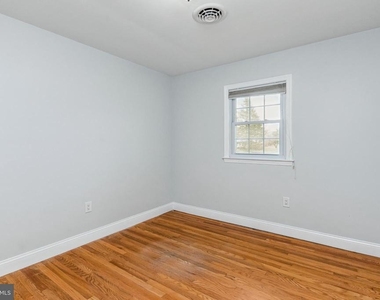 130 Hahn Road - Photo Thumbnail 17