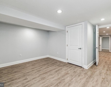 130 Hahn Road - Photo Thumbnail 24