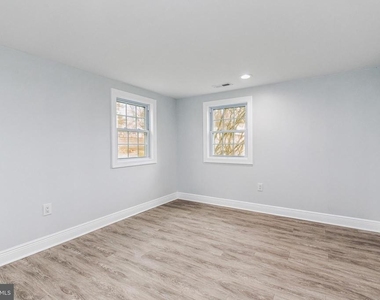 130 Hahn Road - Photo Thumbnail 29