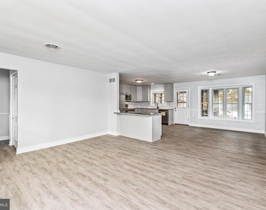 130 Hahn Road - Photo Thumbnail 7