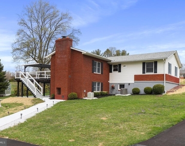 5 Orchard Place - Photo Thumbnail 71