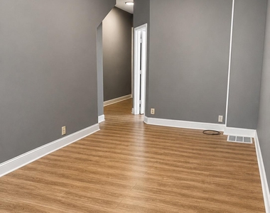 1617 Moreland Avenue - Photo Thumbnail 3