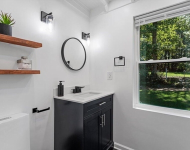 2129 Kelly Road - Photo Thumbnail 24