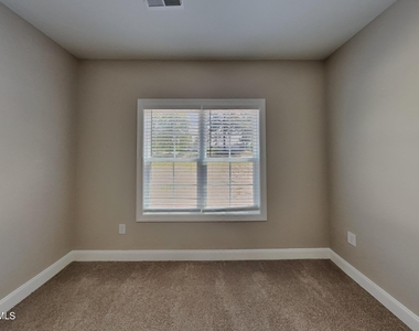 89 D L Phillips Lane - Photo Thumbnail 11