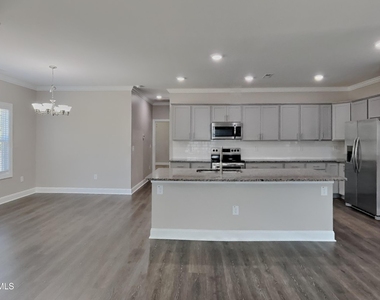 89 D L Phillips Lane - Photo Thumbnail 2