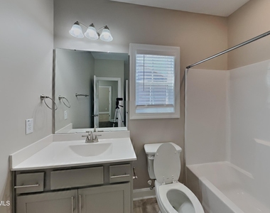 89 D L Phillips Lane - Photo Thumbnail 12