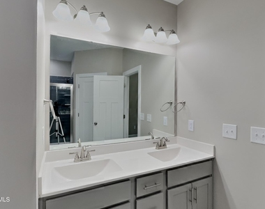 89 D L Phillips Lane - Photo Thumbnail 6