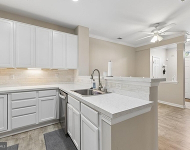 8745 Bright Meadow Court - Photo Thumbnail 12