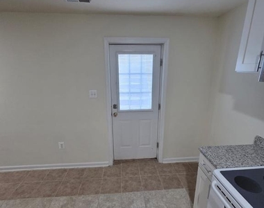 6952 Heritage Crossing - Photo Thumbnail 9