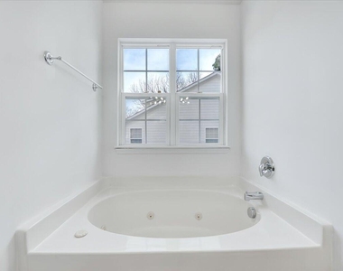 1005 Martin Bench Court - Photo Thumbnail 32