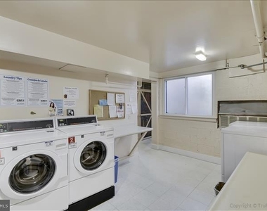 755 Fairview Avenue - Photo Thumbnail 37