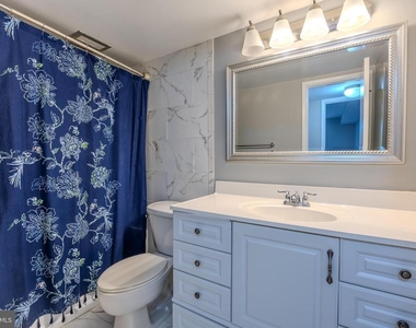 755 Fairview Avenue - Photo Thumbnail 29