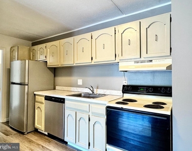 60 Welsh Tract Road - Photo Thumbnail 7