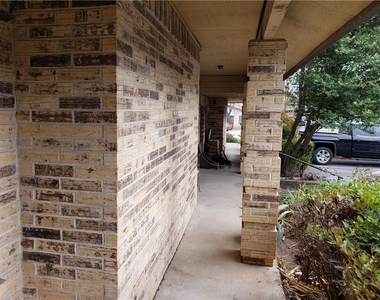 7800 Northcrest Blvd - Photo Thumbnail 30