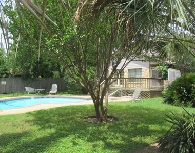 7800 Northcrest Blvd - Photo Thumbnail 5