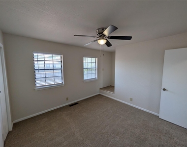 7800 Northcrest Blvd - Photo Thumbnail 14
