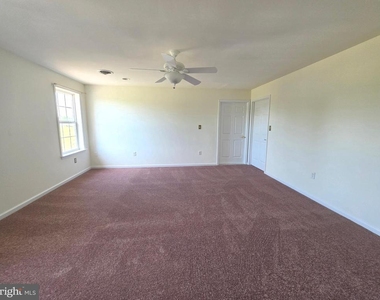 109 Masters Lane - Photo Thumbnail 36