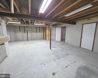 109 Masters Lane - Photo Thumbnail 63