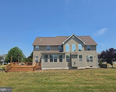 109 Masters Lane - Photo Thumbnail 11