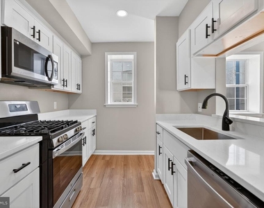 1008 Rittenhouse Street Nw - Photo Thumbnail 7