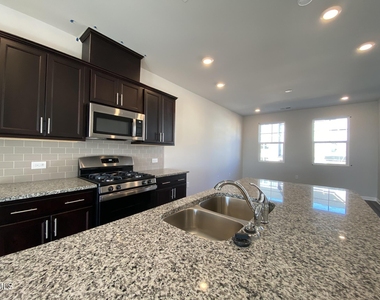 706 Gimari Drive - Photo Thumbnail 5
