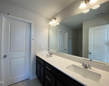 706 Gimari Drive - Photo Thumbnail 14