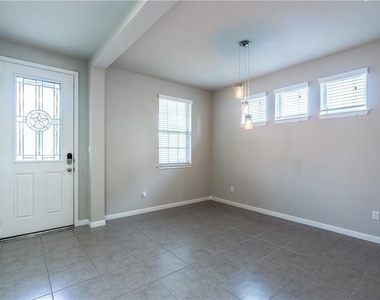 5649 Porano Cir - Photo Thumbnail 7