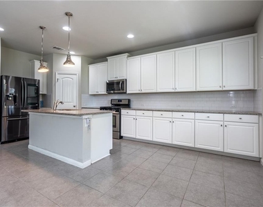 5649 Porano Cir - Photo Thumbnail 4