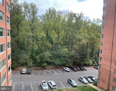 4200 Cathedral Avenue Nw - Photo Thumbnail 8