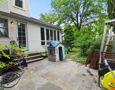 4825 Butterworth Place Nw - Photo Thumbnail 46