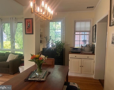 4825 Butterworth Place Nw - Photo Thumbnail 8