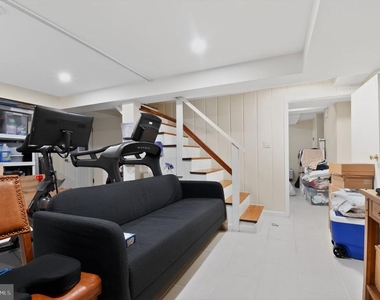 4825 Butterworth Place Nw - Photo Thumbnail 40