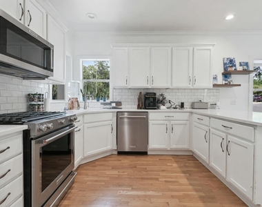 3602 S 2nd St - Photo Thumbnail 13