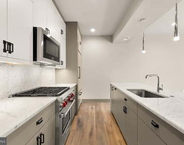 3220 Grace Street Nw - Photo Thumbnail 4