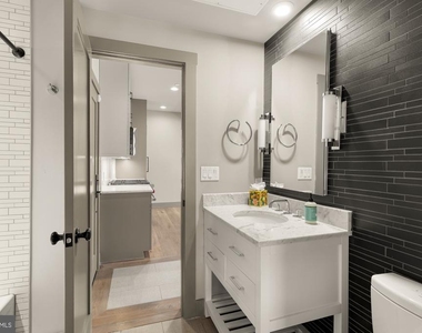 3220 Grace Street Nw - Photo Thumbnail 14