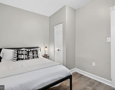 1119 Montello Avenue Ne - Photo Thumbnail 13