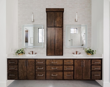 2504 Bluffview Dr - Photo Thumbnail 15