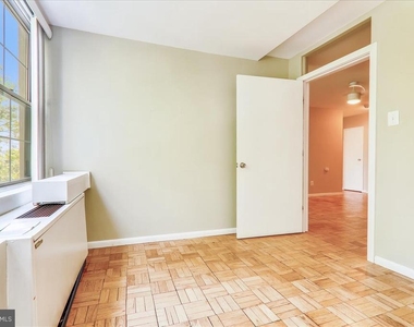 940 25th Street Nw - Photo Thumbnail 16