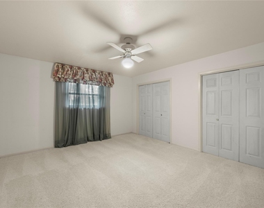 700 Shanklin Rd - Photo Thumbnail 12