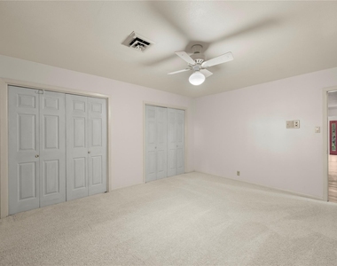 700 Shanklin Rd - Photo Thumbnail 13