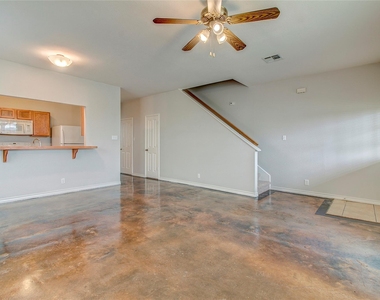 126 Sandstone Dr - Photo Thumbnail 22