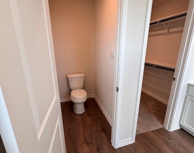204 Steele Harbor St - Photo Thumbnail 30