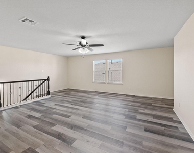 20017 Ploughshores Ln - Photo Thumbnail 25