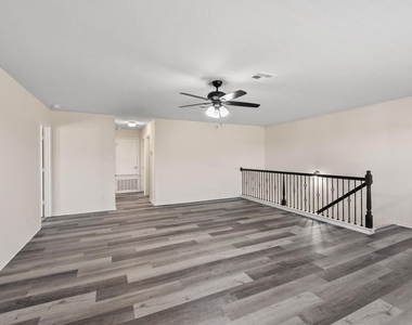 20017 Ploughshores Ln - Photo Thumbnail 24
